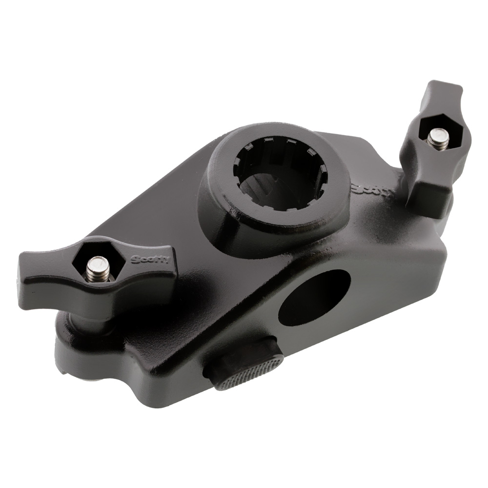 Scotty Triple Rod Holder Mount nu € 62.95, De specialist in Scotty uit  hetScotty en Railblaza assortiment